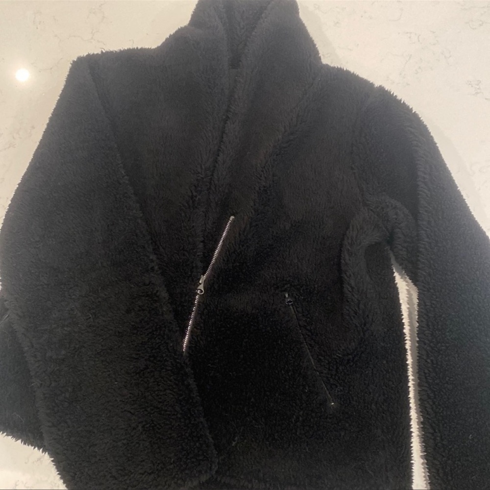 ALO Yoga Sherpa Jacket M